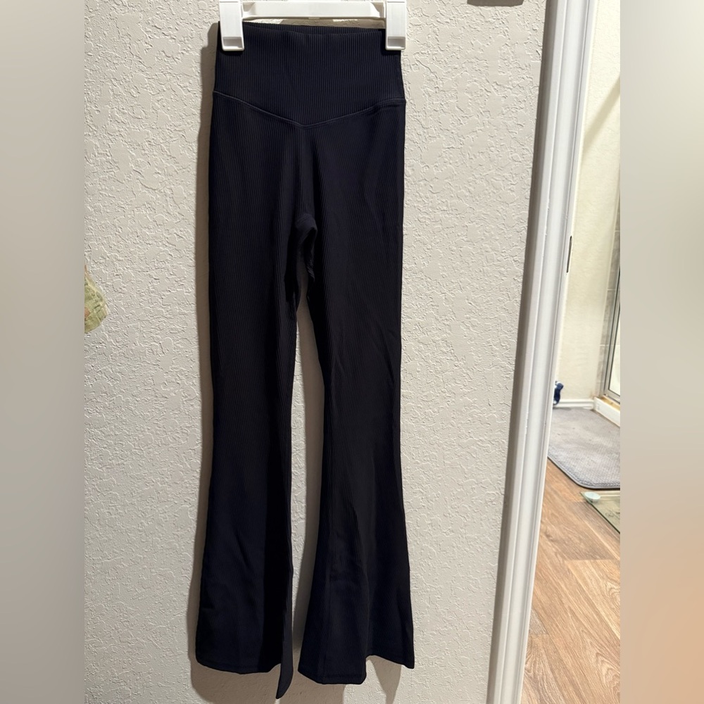Buffbunny Ribbed Flared Black Leggings